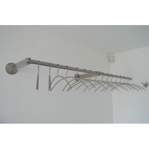 RVS kapstok voor hangers in hoek met extra middensteun - Art.nr. 02-3000